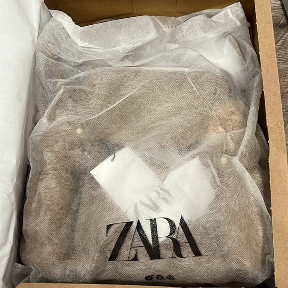 BNWT Zara Tan Backpack - Picture 6 of 6
